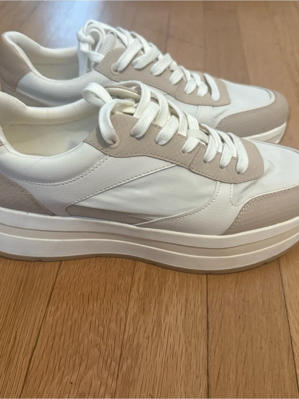 Zara White and Beige Platform Sneakers